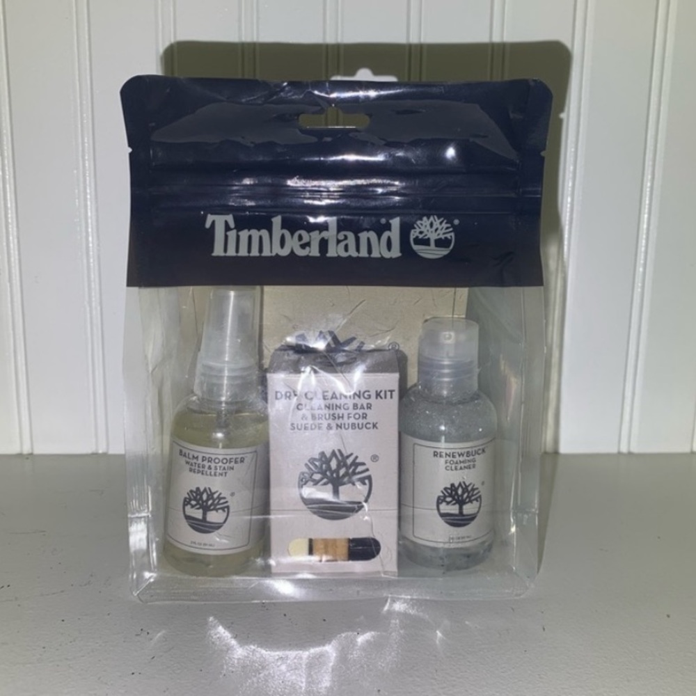 💕Timberland cleaning kit!💕